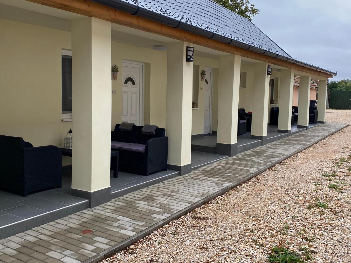 Ferienwohnung Levendula Vendeghaz Hajduboszormeny Exterior foto